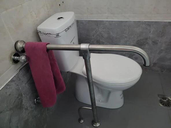 YENİ T ENGELLİ TUTUNMA BARI BANYO WC PASLANMAZ MAT SATİNE YÜZEYLİ