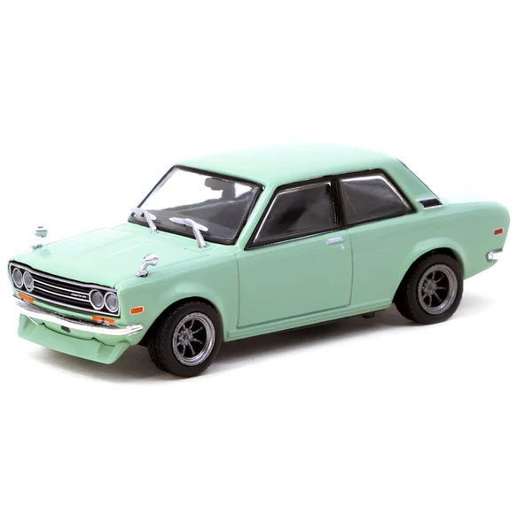 Tarmac Wor1/64 Datsun 510 Light Green - 4