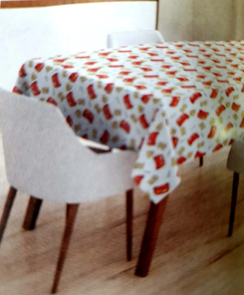 CARS BASKILI MASA VE ÇOCUK OYUN ÖRTÜSÜ (150*180 cm) - Resim 4