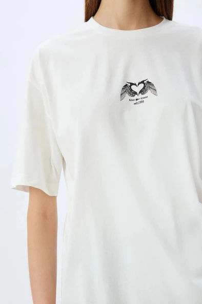 Koton Oversize Arkası Baskılı Sloganlı Bisiklet Yaka Kısa Kollu Tişört - Resim 5