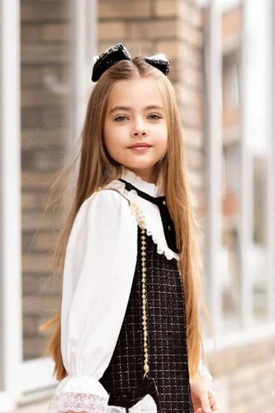 Kız Çocuk Kol Uçları ve Göğsü Dantel İşlemeli Triko Siyah Elbise - Resim 3