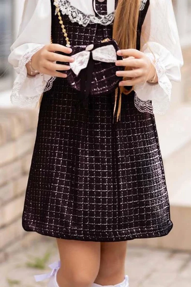 Kız Çocuk Kol Uçları ve Göğsü Dantel İşlemeli Triko Siyah Elbise - Resim 4