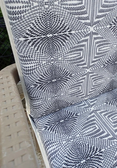 4 Adet Komutan Arkalıklı Sandalye Minderi, Extra Kalın (Kalınlık 5cm)-Nokta Siyah Beyaz - 2