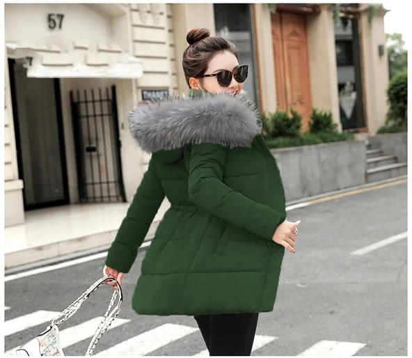 Kışlık Yaka Kürklü Orta Boy Kadın Şişme Mont - Resim 2