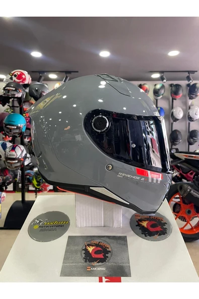 Helmets Revenge 2 S Nardo Gri Parlak Full Face Kapalı Kask (SİYAH VİZÖRLE)