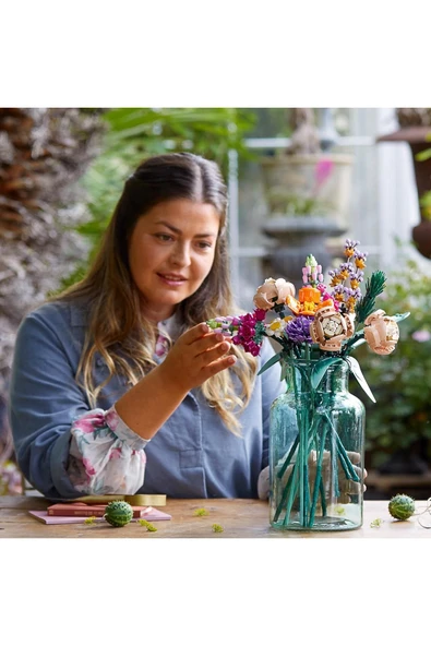 LEGO omx ICONS Çiçek Buketi 10280 - Yetişkinler İçin Koleksiyonluk Dekoratif Yapım Seti (756 Parça - 8