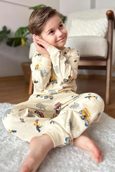Erkek Çocuk Üzerinde Fil ve Papağan Digital Baskılı Krem Pijama Takımı - 2
