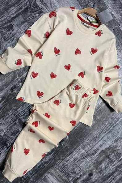 Kız Çocuk Küçük Sevimli Kalp Baskılı Krem Pijama Takımı - Resim 5