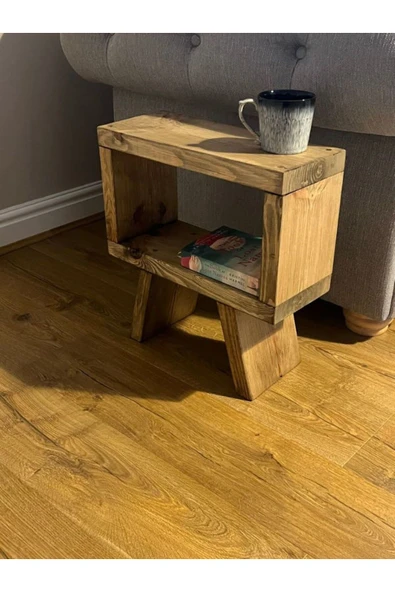 Adu Design Co masif ahşap koltuk yanı rustik sehpa ürün görseli