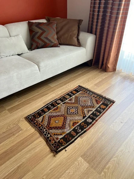 58x90 cm El Dokuma Renkli Küçük Antik Halı, Vintage Tutkunları için Anadolu Yün Halısı