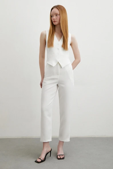 Önü Pensli Skinny Kumaş Pantolon Ekru - 3