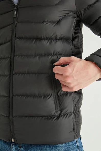 Regular Fit Siyah Şişme Mont - 4