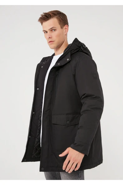 Mavi Kapüşonlu Siyah Parka - 2