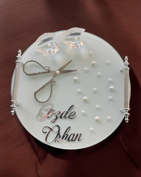 Beloved Gümüş Yuvarlak Nişan Tepsisi gümüş