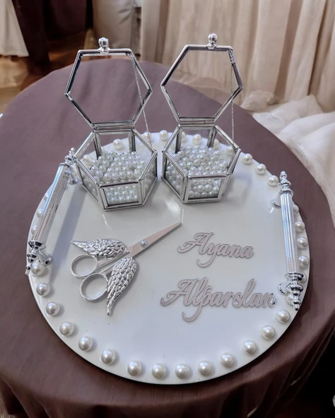 Arlo İncili Gümüş Söz Yüzük Tepsisi krem