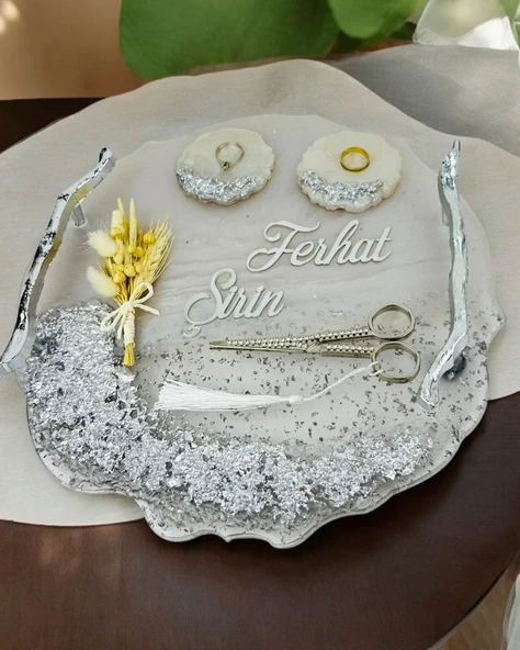 Enchant Gümüş Polyester Söz Tepsisi  gümüş
