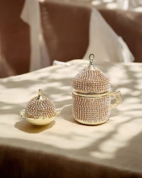 Finn Taşlı Damat Kahve Fincanı ve Lokumluk gold