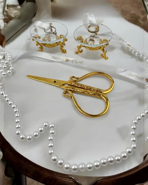Lucevia Gold Cam Yüzük Yükselticisi Ve Söz Makası Seti  krem