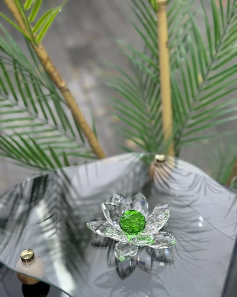 Elara Dekoratif Ayaklı Lotus  gold