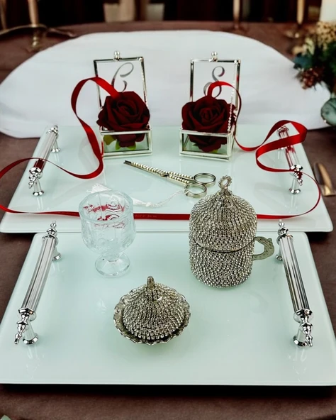 Harmonize Beyaz Söz Tepsisi ve Damat Kahve Fincanı  krem