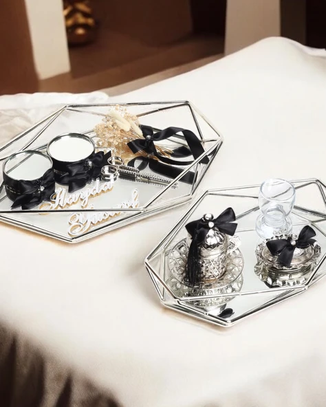 Elation Gümüş Prizma Söz Nişan Tepsisi ve Damat Kahve Fincan Tepsisi  Siyah