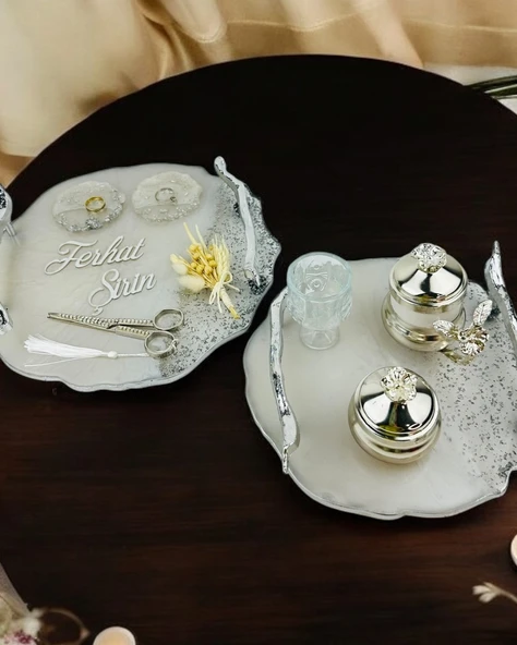Enchant Gümüş Polyester Söz Tepsisi ve Damat Kahve Fincan Tepsisi   Beyaz