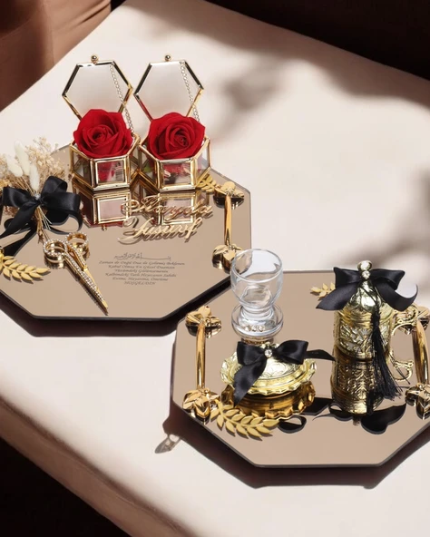 Affinity Sekizgen Gold Söz Nişan Tepsisi ve Damat Kahve Fincan Tepsisi  Siyah