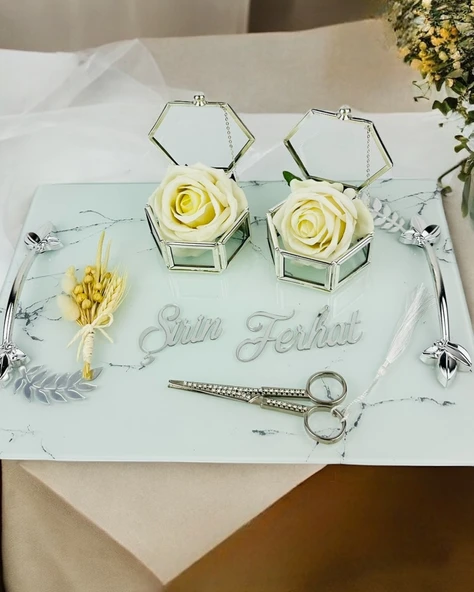 Loyalty Beyaz Desenli Gümüş Nişan Tepsisi Beyaz - 2