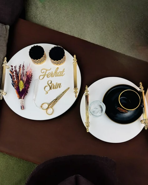 Commitment  Gold Polyester Nişan Tepsisi   krem