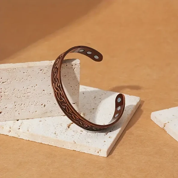 İnce İşlemeli Bakır Renk Manyetik Bileklik: Zarafet ve Sağlığın Buluşma Noktası - Resim 3