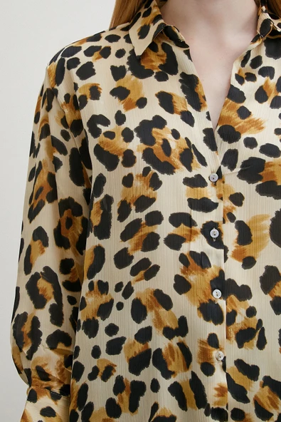 Leopar Desenli V Yaka Gömlek Bej - Resim 3