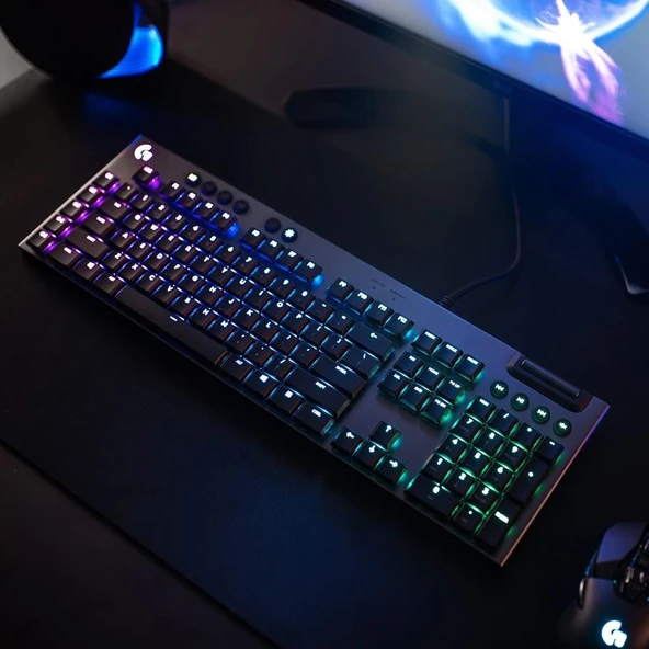 Logitech G815 Lightsync RGB Kablolu Mekanik Oyuncu Klavyesi - teşhir - 4
