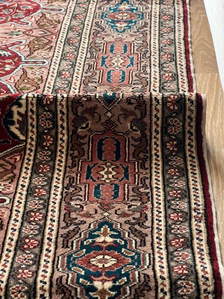 193x293 cm Büyük Boy Türk El Dokuma Halı, Kırmızı Renkli Çiçek Desenli, Harika Ev ve Ofis Dekoru - 2