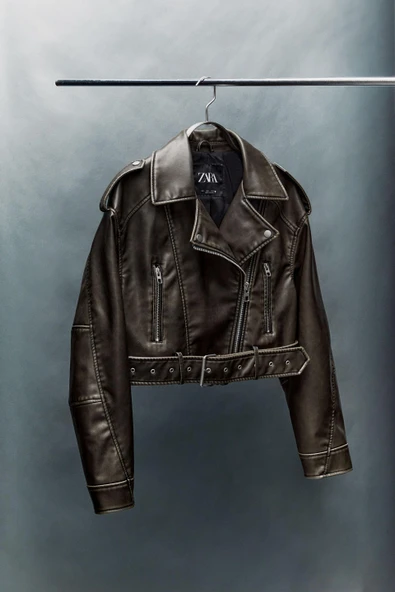 Zara DERİ EFEKTLİ KISA BIKER CEKET