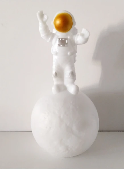 Astronot Şekilli Gece Ve Masa Lambası - 3
