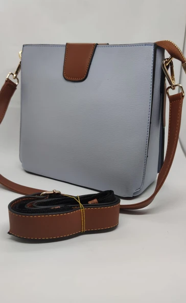 Orta Boy Askılı Omuz Çantası ürün görseli