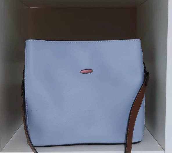 Askılı Kadın Omuz Çantası ürün görseli