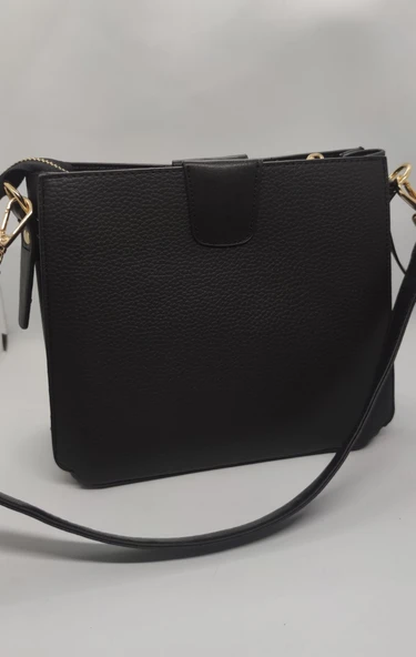 Orta Boy Askılı Omuz Çantası ürün görseli