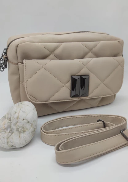 Kapitone Desenli Fermuar ve Kapaklı Çift Bölmeli Çanta ürün görseli