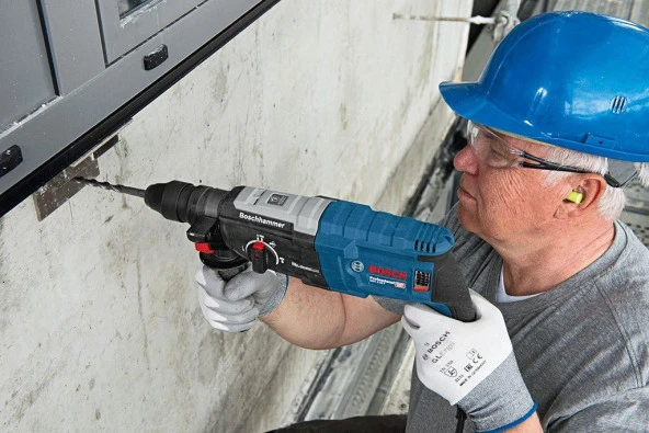 Bosch GBH 2-28 880W SDS Plus Kırıcı Delici 2.9 Kg. - 3