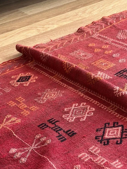 190x120 cm El Dokuma Türk Kilim, Ender Desenli Kırmızı Kilim, Akrep ve Koç Boynuzlu Motifler, Boho Stili Eşsiz Kilim - 4
