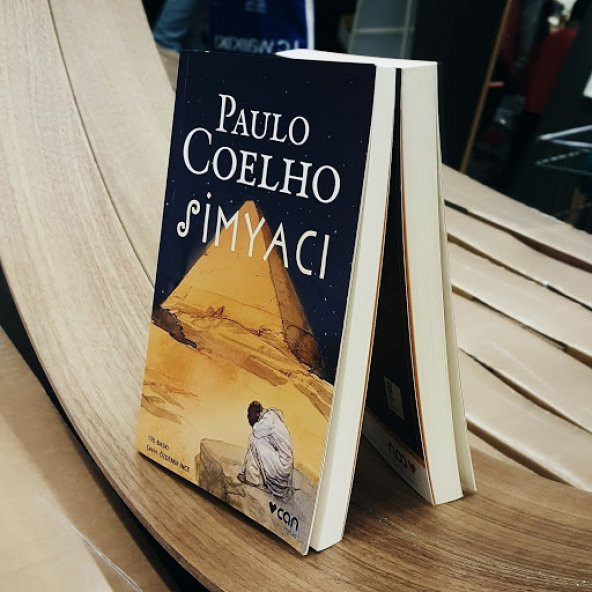 Simyacı Paulo Coelho