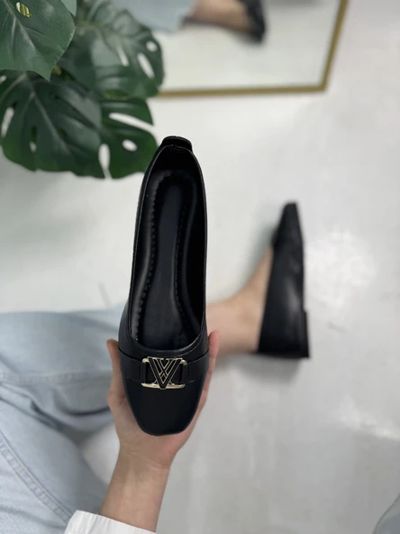 Günlük Kadın Babet V Tokalı Kısa Topuk Küt Burun Hafif Rahat Kalıp Tırtık Taban Ayakkabı 395 - 4