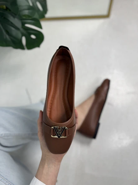 Günlük Kadın Babet V Tokalı Kısa Topuk Küt Burun Hafif Rahat Kalıp Tırtık Taban Ayakkabı 395 - 3