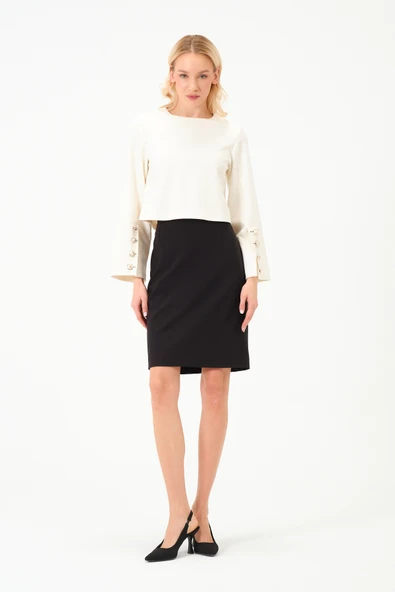 Mini Yırtmaç Detay Etek Siyah - 4