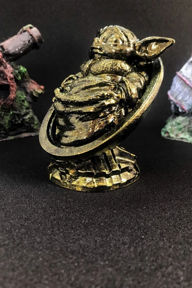 TatuCraft Star Wars Yoda Figür - Gold Efekt - 3