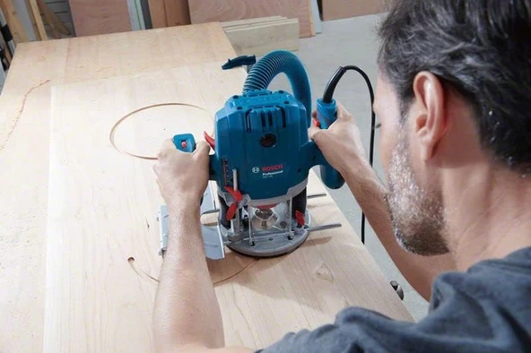 Bosch Professional GOF 130 Freze Makinesi - 06016B7000 - 5