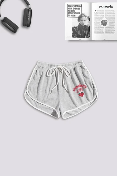 macklin Kadın Strawberry Milk Baskılı Biyeli Yırtmaçlı Detaylı Cepli Mini Şort