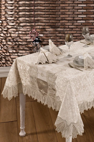 Kadife Lüks Masa Örtüsü Tek Parça Dantelli Güpürlü Vels Yıkanabilir Yumuşak Mutfak Günlük - 5