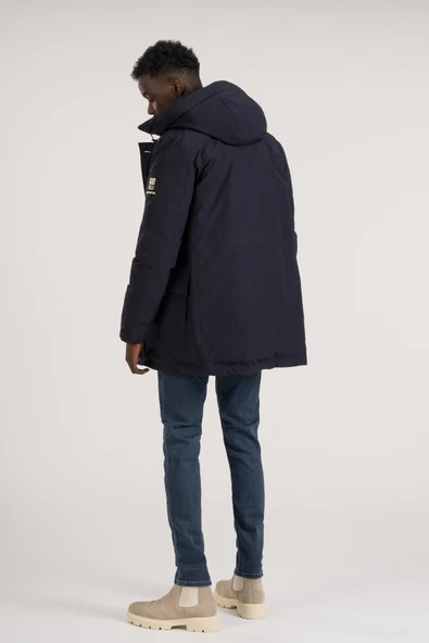 Regular Fit Kapşonlu Boyun Destekli Yan Cepli Uzun Şişme Mont - 3